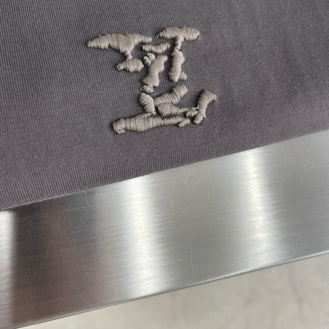 驴牌 25ss短袖系列尺码: M-5XL版型：微阔版型克重：260克重 成份：100%棉 潮棉面料 面料