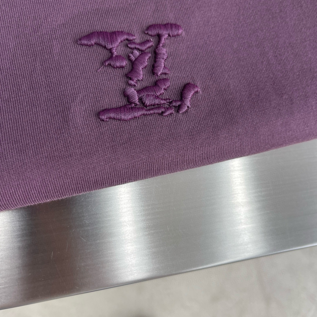 驴牌 25ss短袖系列尺码: M-5XL版型：微阔版型克重：260克重 成份：100%棉 潮棉面料 面料