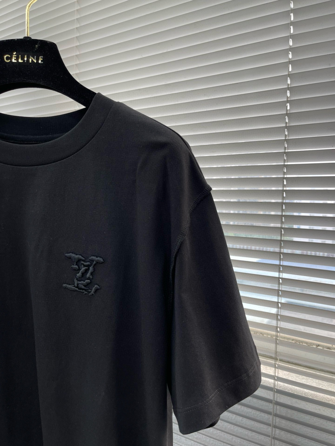 驴牌 25ss短袖系列尺码: M-5XL版型：微阔版型克重：260克重 成份：100%棉 潮棉面料 面料