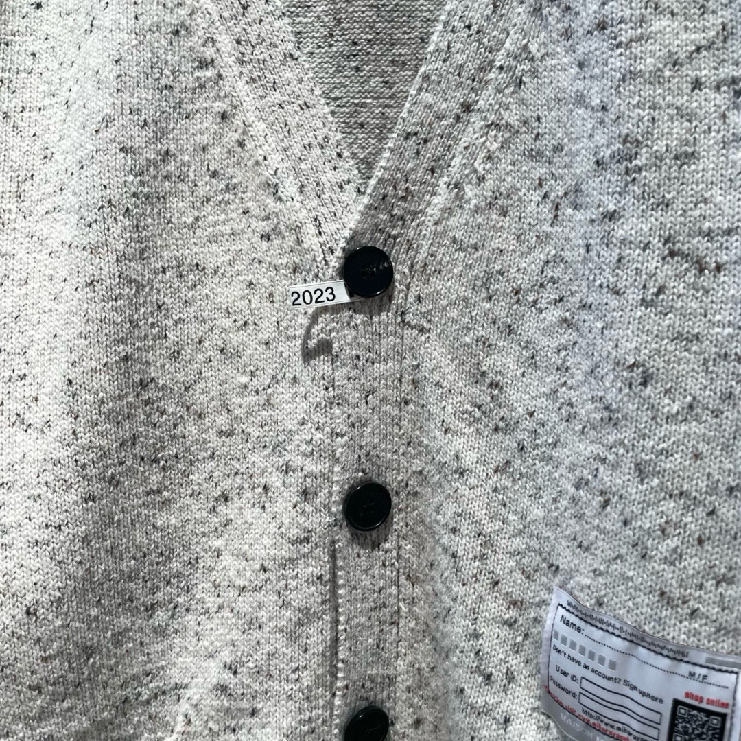 YMM🌟秋冬新款开衫羊毛衣🆕采用优质面料，超级柔软亲肤！内里走线工整细致，高端百搭款，品质可见！码数：S