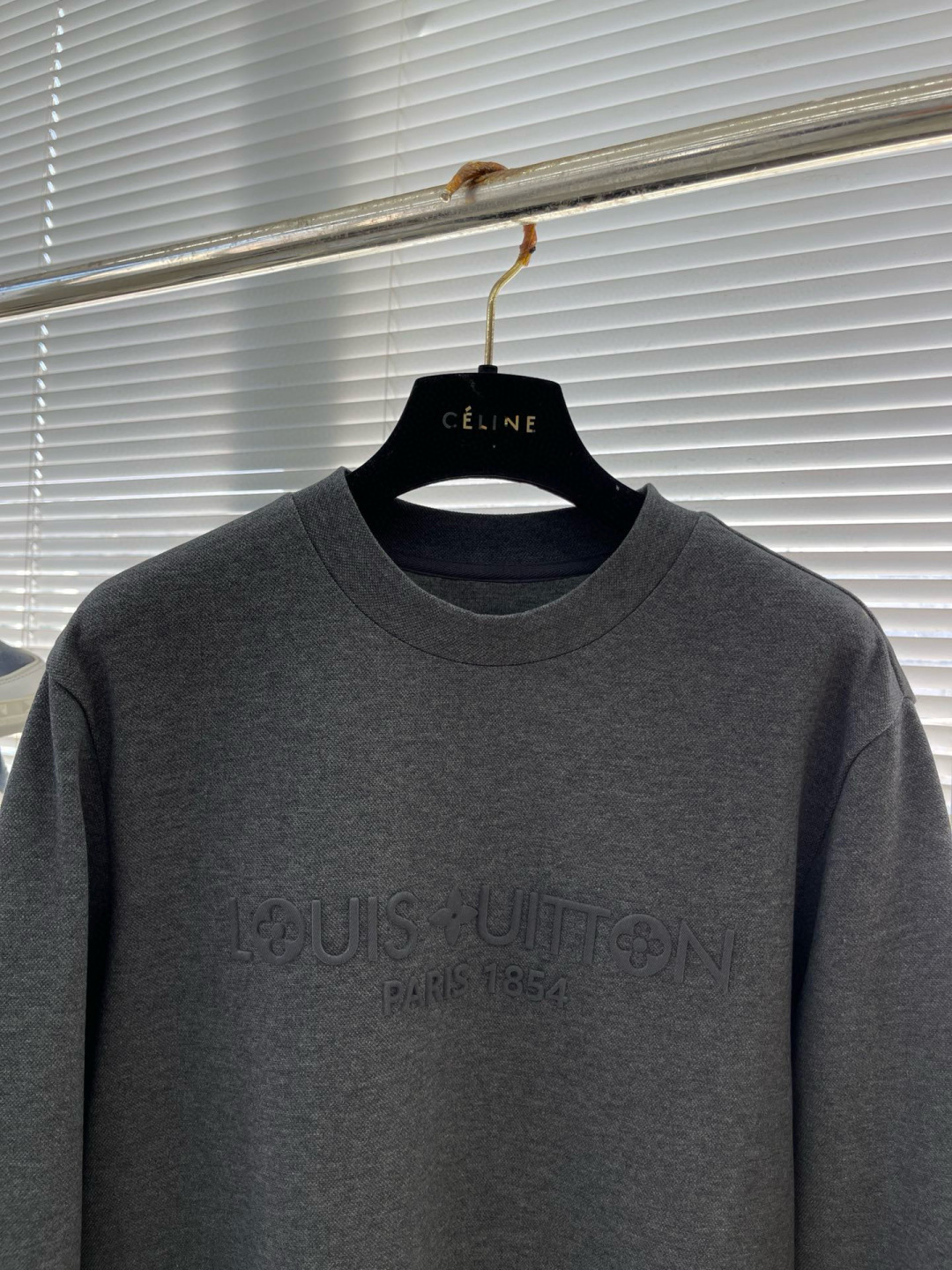 驴牌 2025秋冬卫衣系列尺码: m-3XL版型：常规卫衣版型克重：380克重成份：珠地空气层面料 纹路