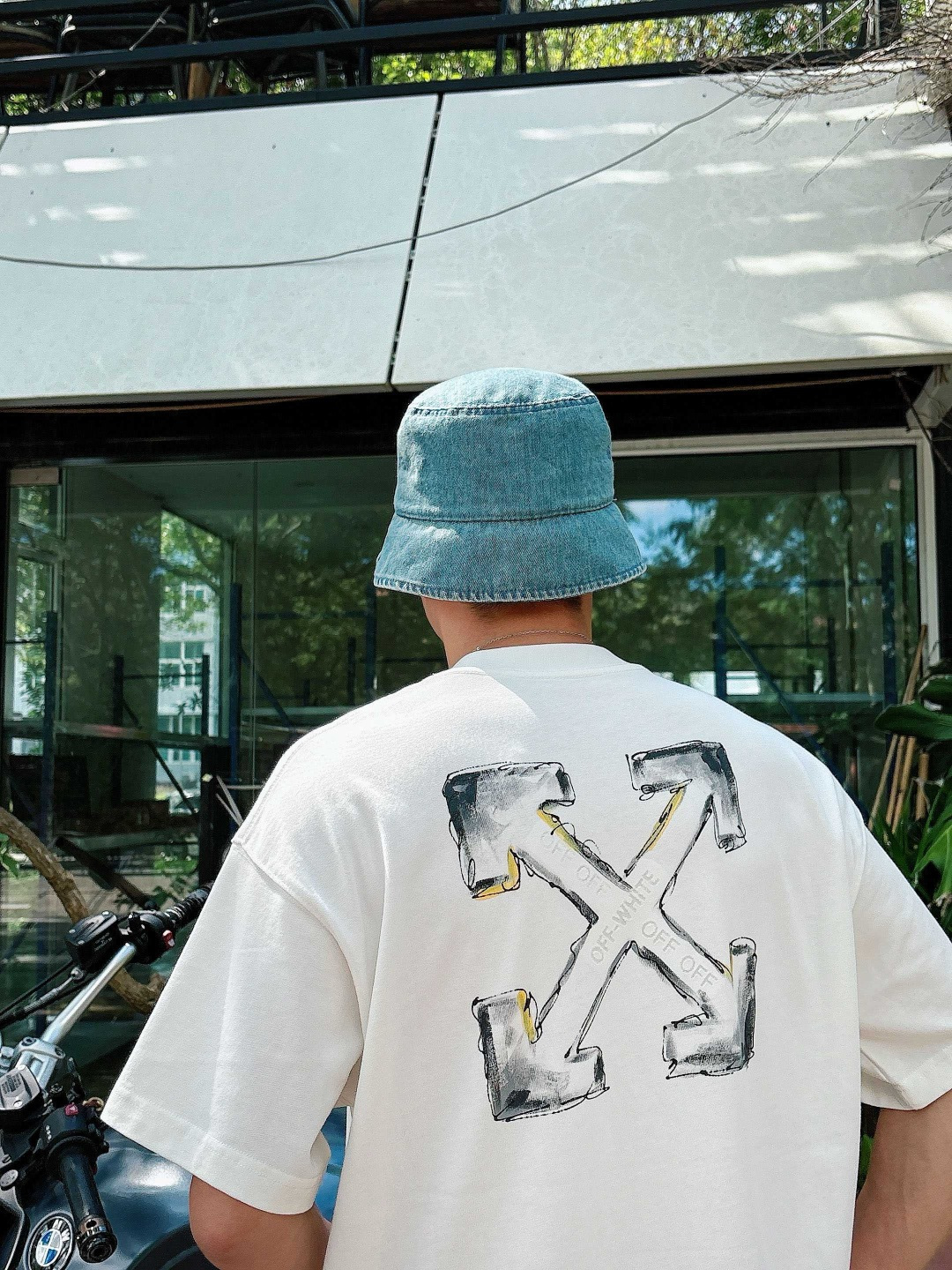 25新款短袖阔版T恤颜色：黑，白尺码：XS-XL