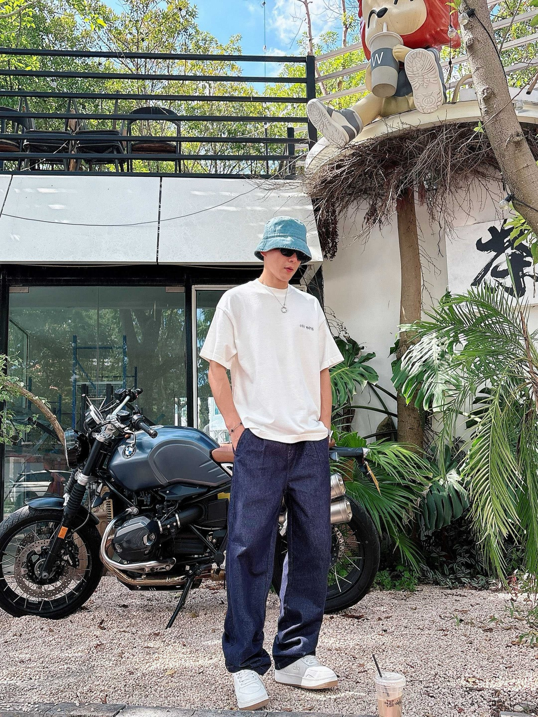 25新款短袖阔版T恤颜色：黑，白尺码：XS-XL