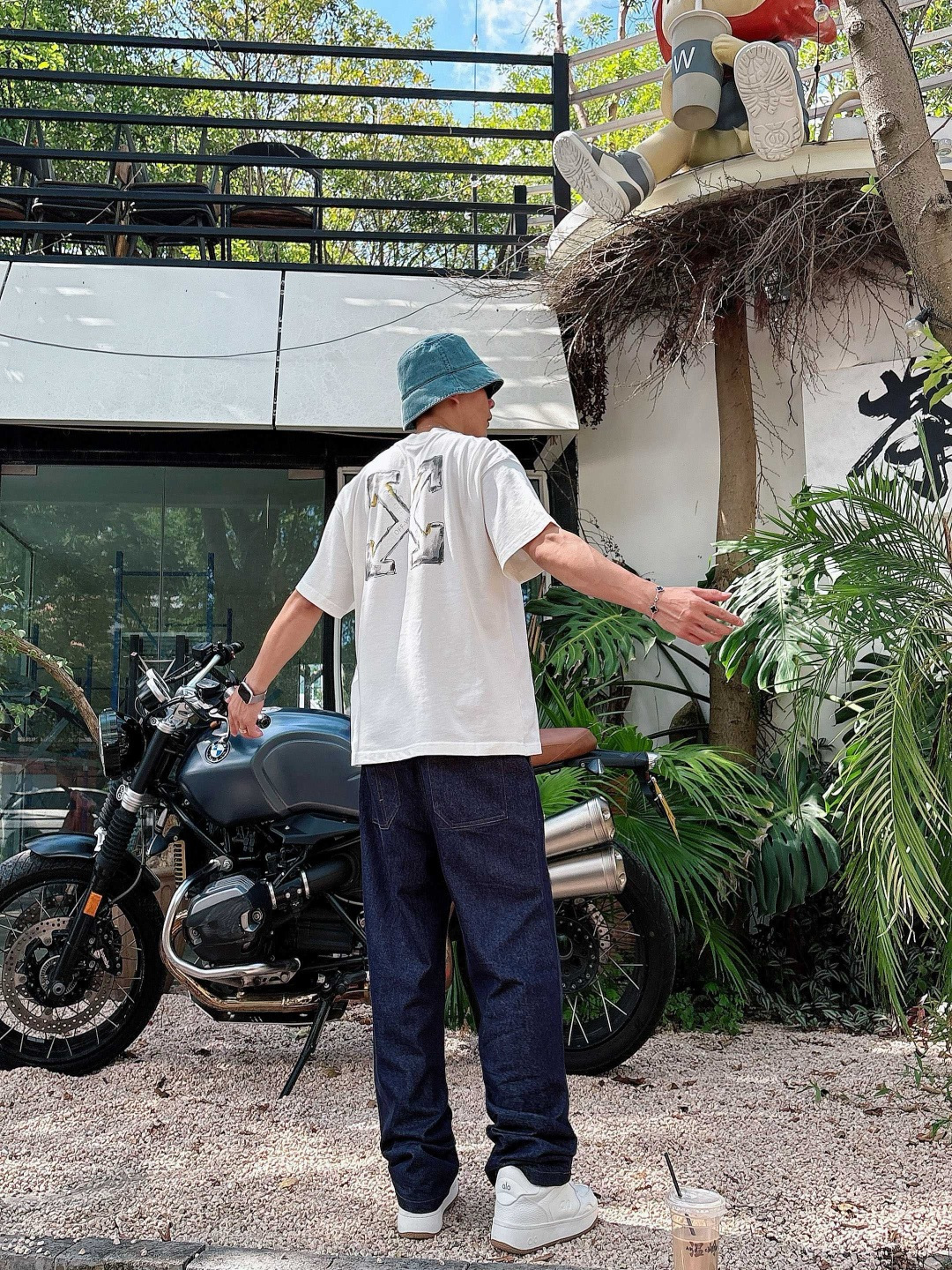 25新款短袖阔版T恤颜色：黑，白尺码：XS-XL