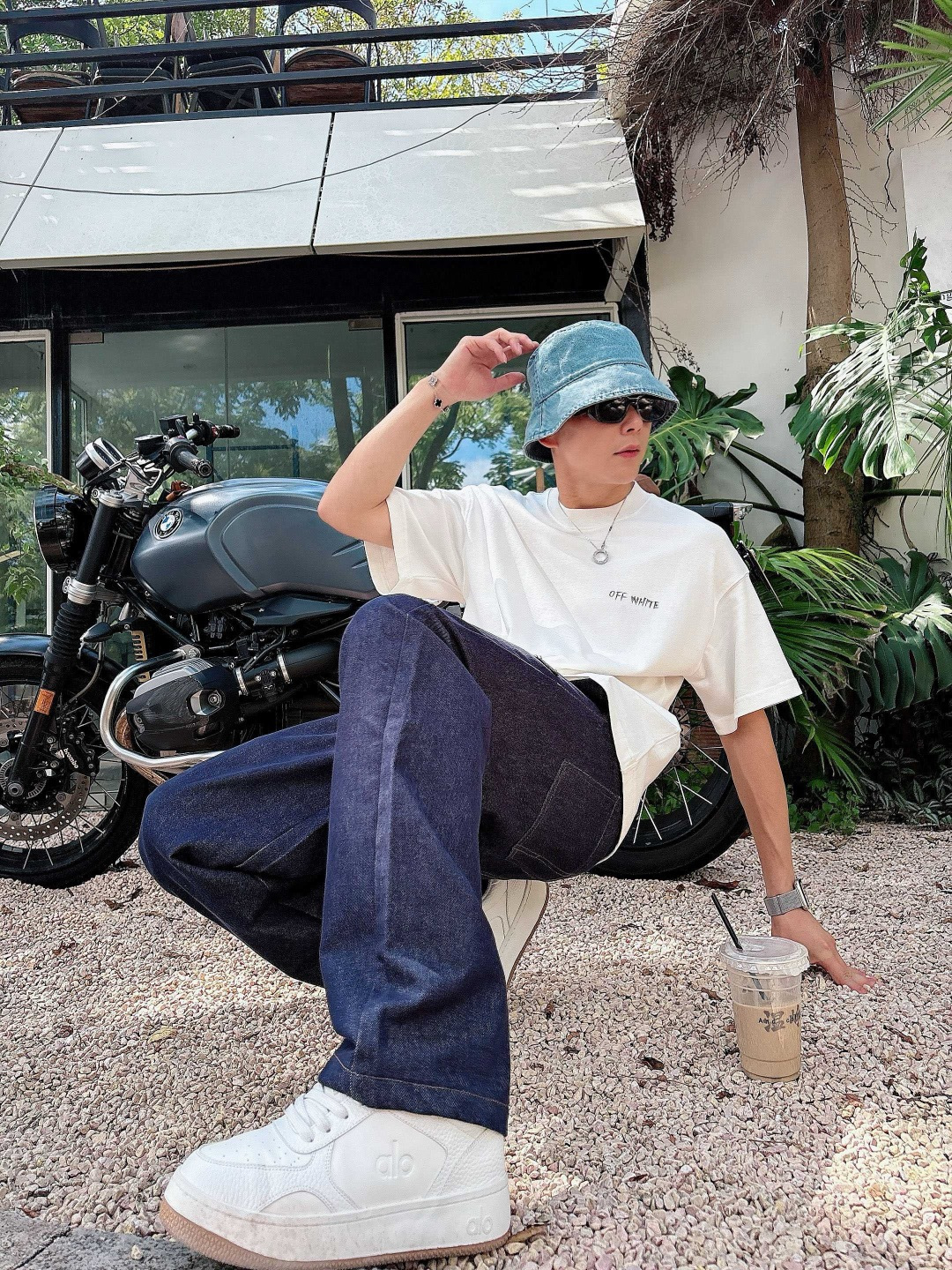 25新款短袖阔版T恤颜色：黑，白尺码：XS-XL