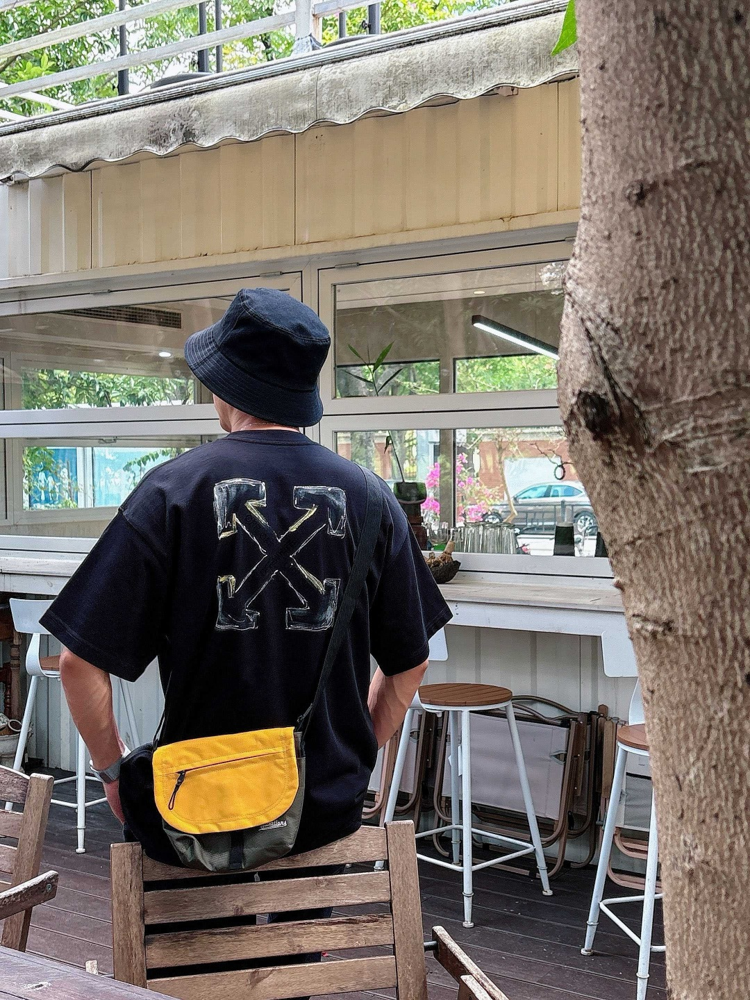 25新款短袖阔版T恤颜色：黑，白尺码：XS-XL