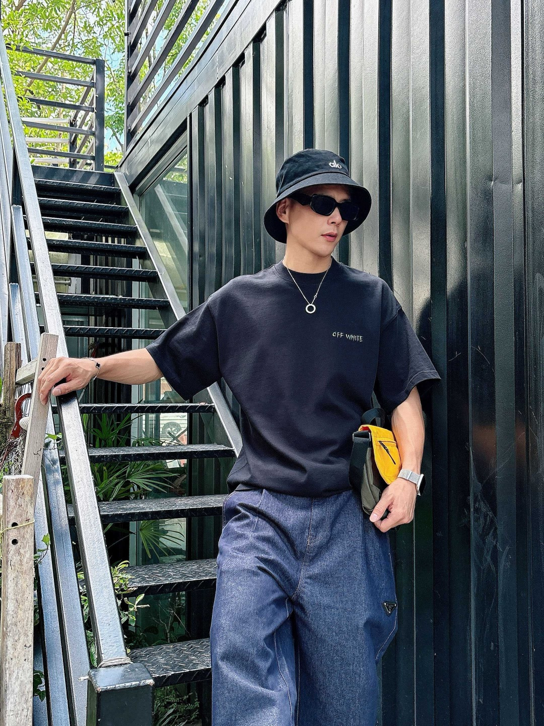 25新款短袖阔版T恤颜色：黑，白尺码：XS-XL