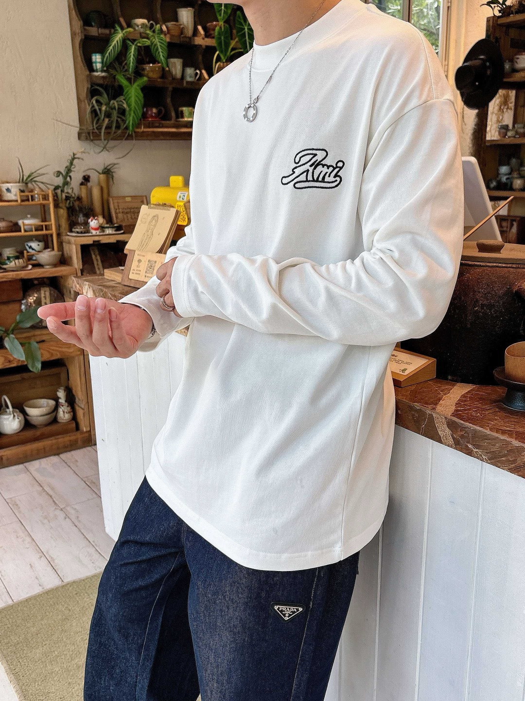 25新款长袖阔版T恤颜色：黑，白尺码：S-XL