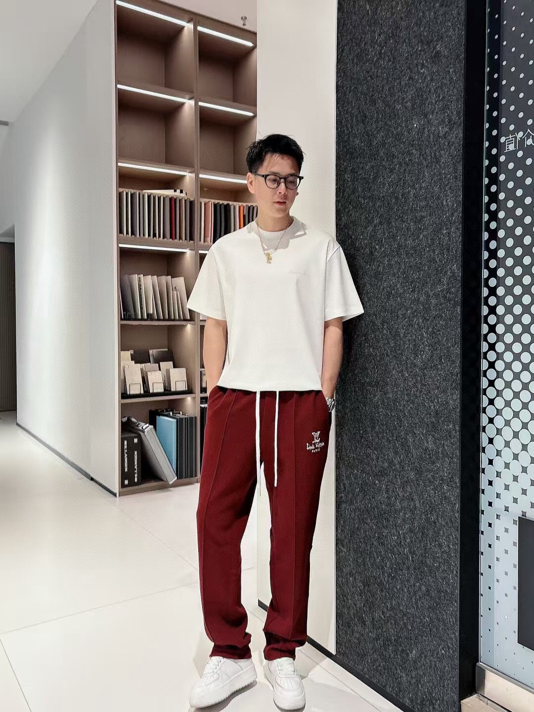 驴牌 2025早秋款休闲卫裤尺码：M-3XL版型：直筒裤型工艺：针织提花面料 重榜梯极双面 前幅工log