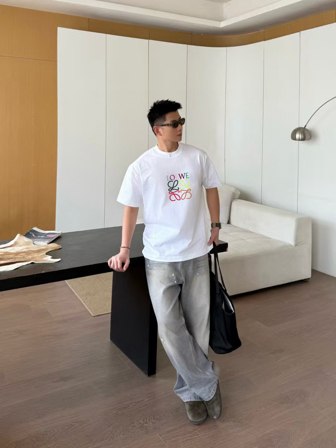 Loew*2025夏季新款 个性字母logo印花 定制面料300g 短袖t恤 男女同款尺码：S M L 