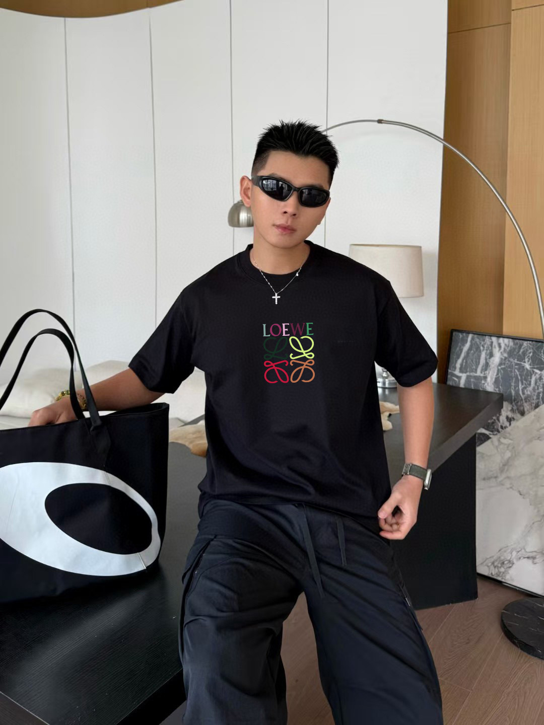 Loew*2025夏季新款 个性字母logo印花 定制面料300g 短袖t恤 男女同款尺码：S M L 