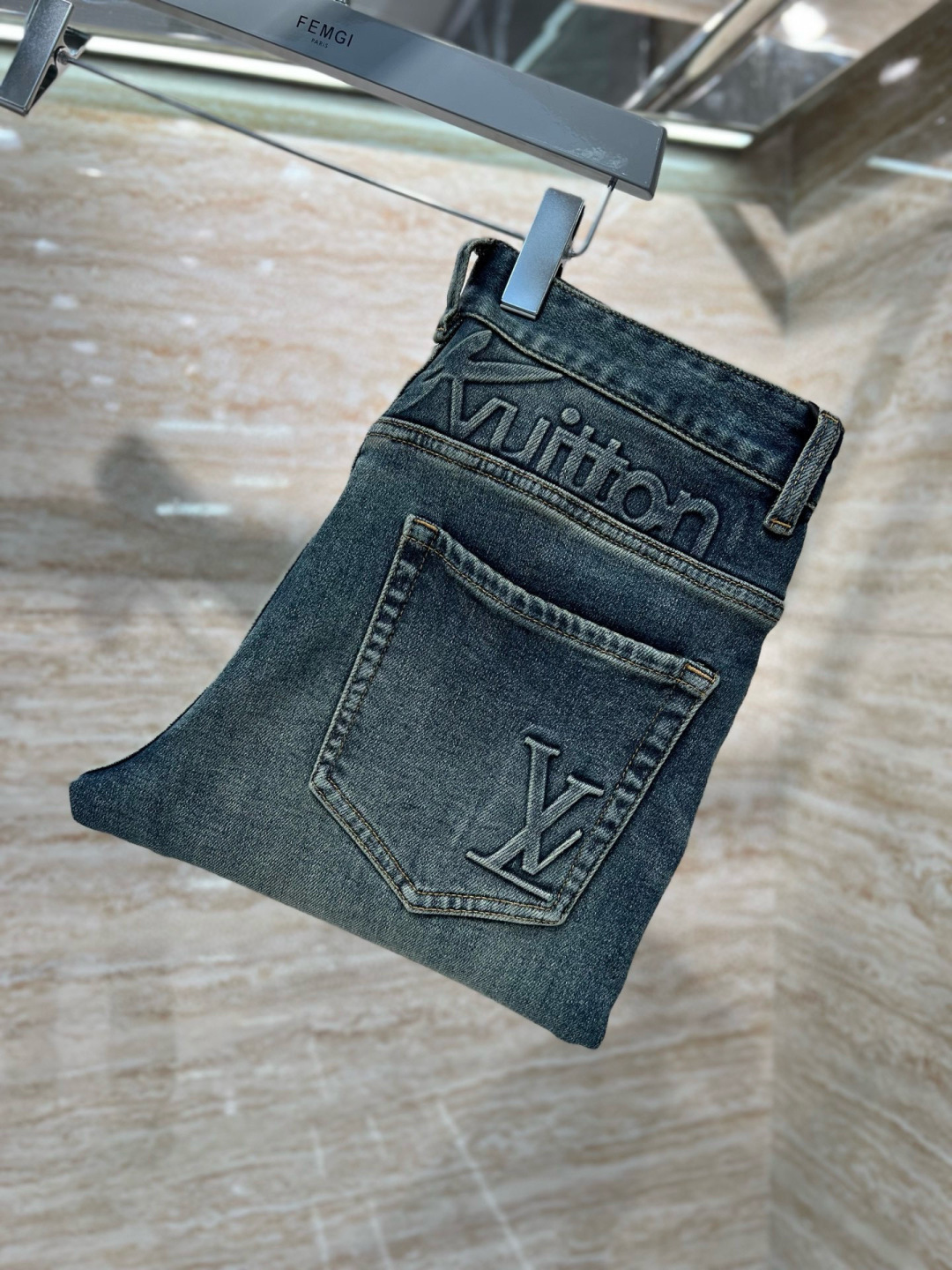 驴家牛仔裤𝟐𝟎𝟐𝟓秋冬上新现货供应 高端精梳棉面料 纳米洗洗𝟓𝟎𝟐𝟗# 兰牛 码数: 𝟐𝟗-𝟑𝟖