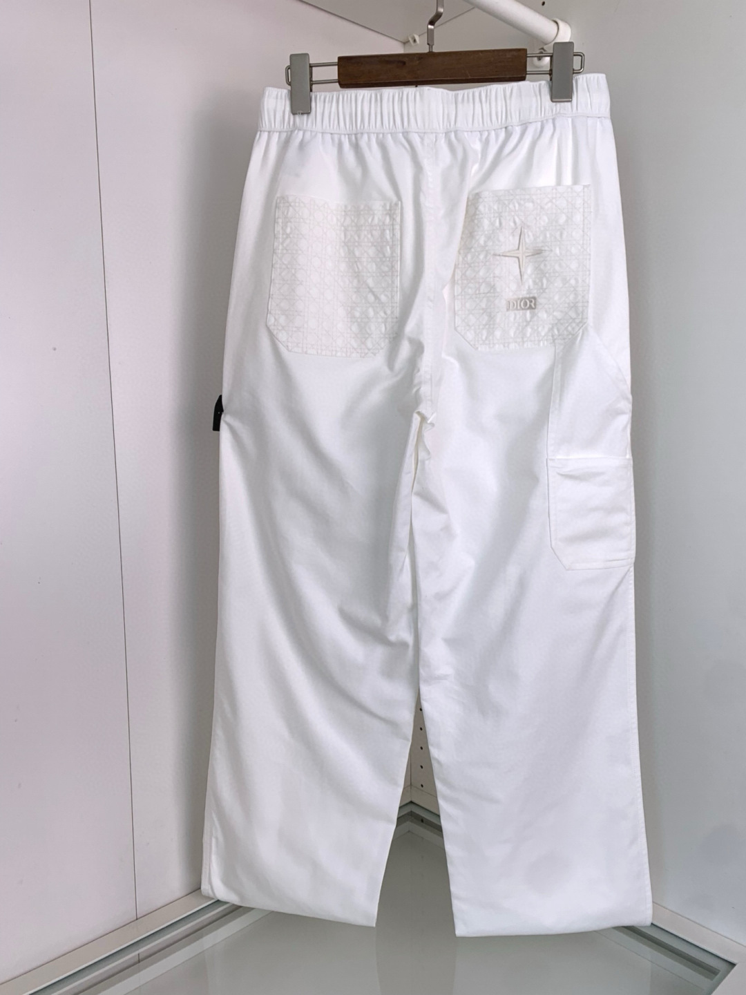 2025春夏新款直筒休闲裤 宽松阔腿裤型 宽松有度可修饰各种腿型 工装口袋休闲风 简约而不简单 经典又不