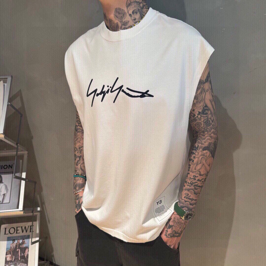 新款🌟Y3，新款背心🎽，面料采用顶级原版精梳棉，印压胶条logo印花图案，顶级的做工，高端品质，男女同款