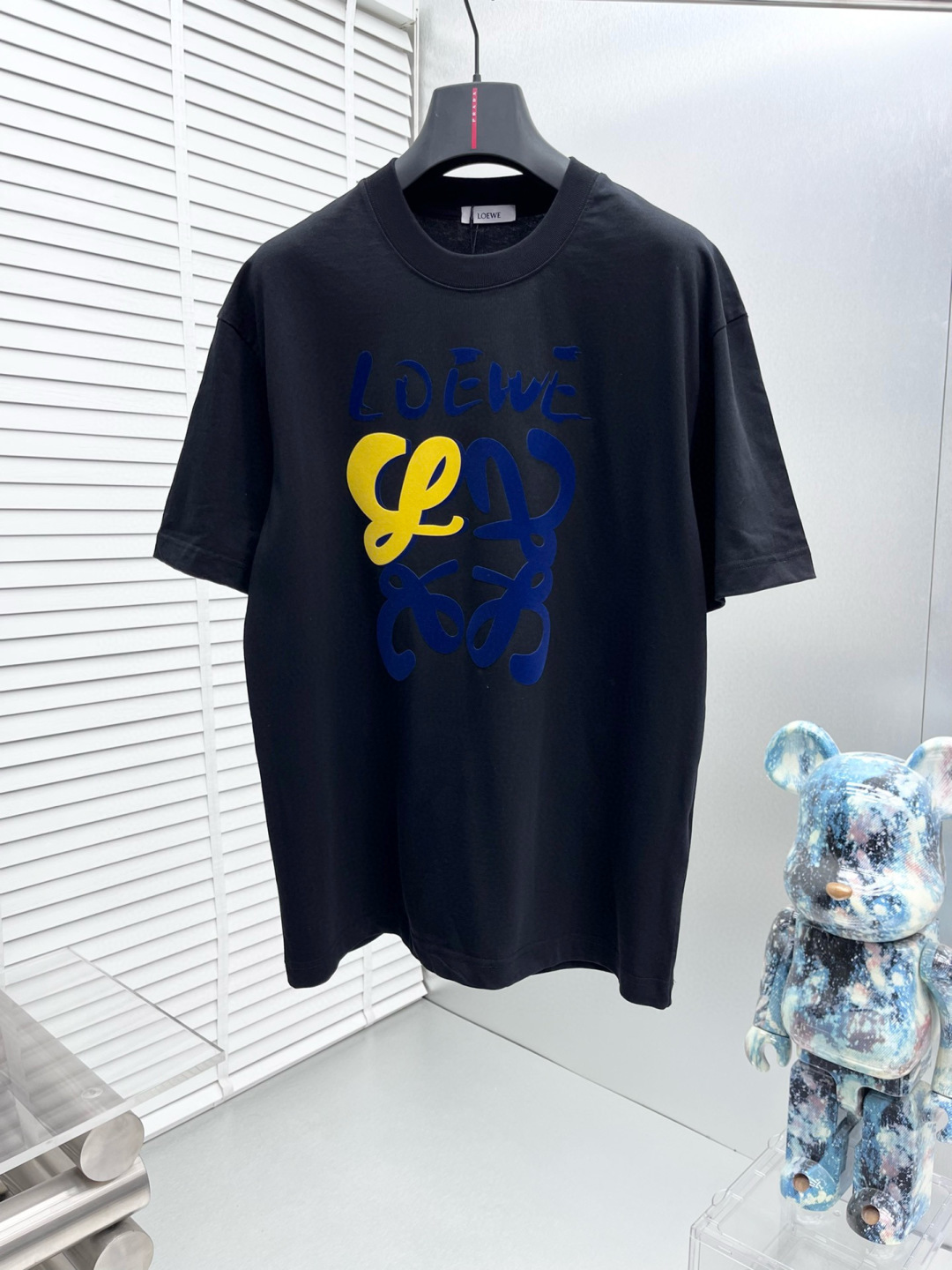 Loew* 25ss新款短袖，定制280克全棉面料，前幅印花logo，非常简约大气的一款 无论是上身舒适