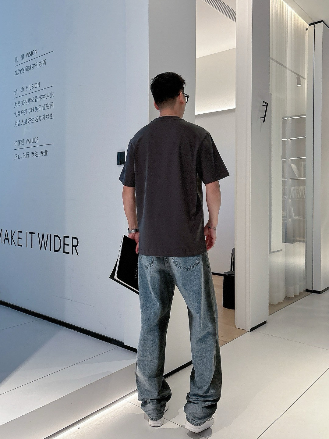 2025 S/S New 新品颜色：黑色 白色 石墨灰尺码：M-3XL 微阔版型P.S：兰精莫代尔+匹马