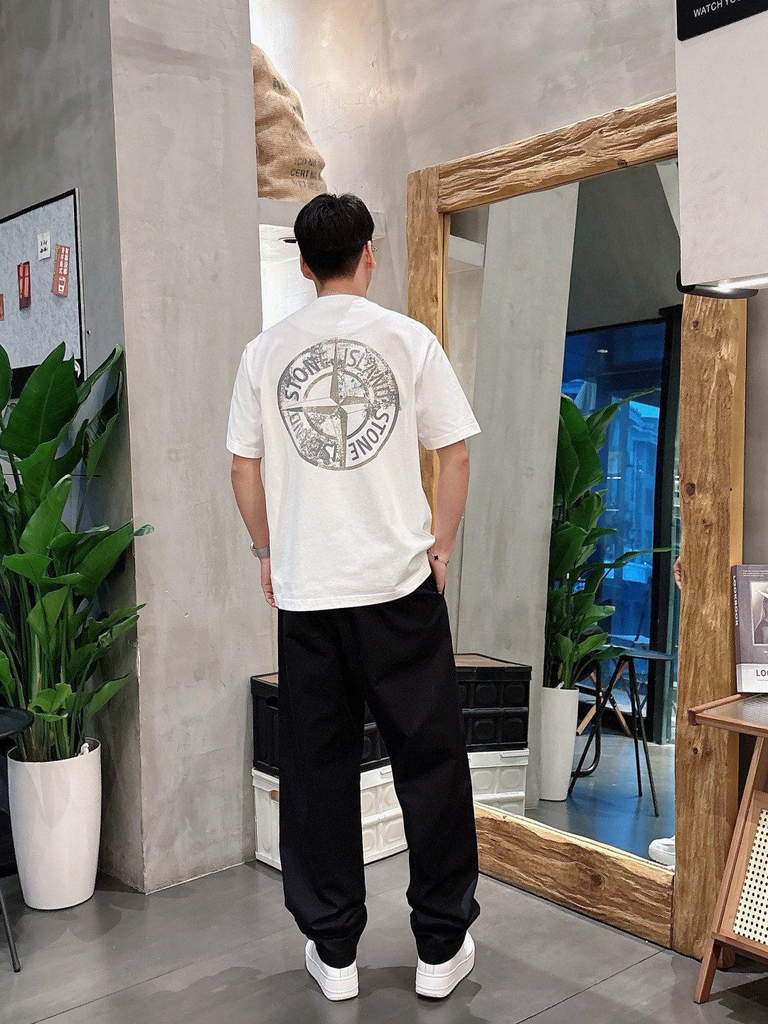 2025 S/S New 新品颜色：黑色 白色 灰色尺码：M—3XL 微阔版型P.S：265克重纯棉肌理