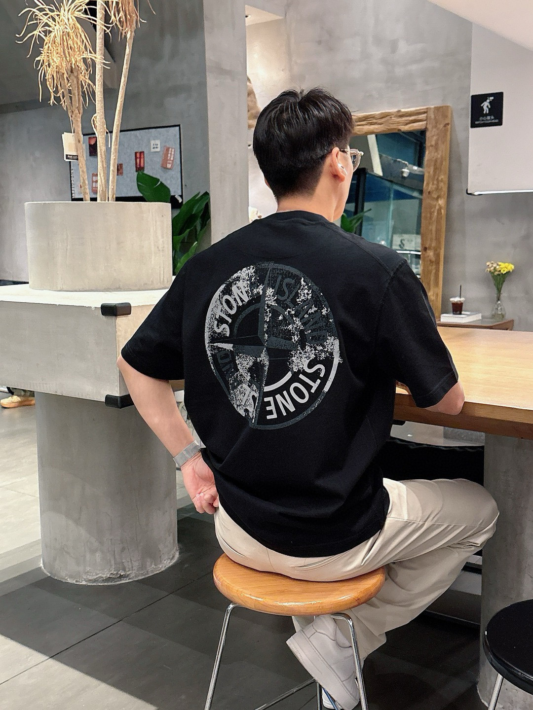 2025 S/S New 新品颜色：黑色 白色 灰色尺码：M—3XL 微阔版型P.S：265克重纯棉肌理