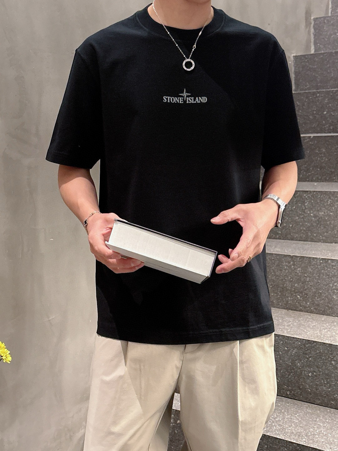 2025 S/S New 新品颜色：黑色 白色 灰色尺码：M—3XL 微阔版型P.S：265克重纯棉肌理