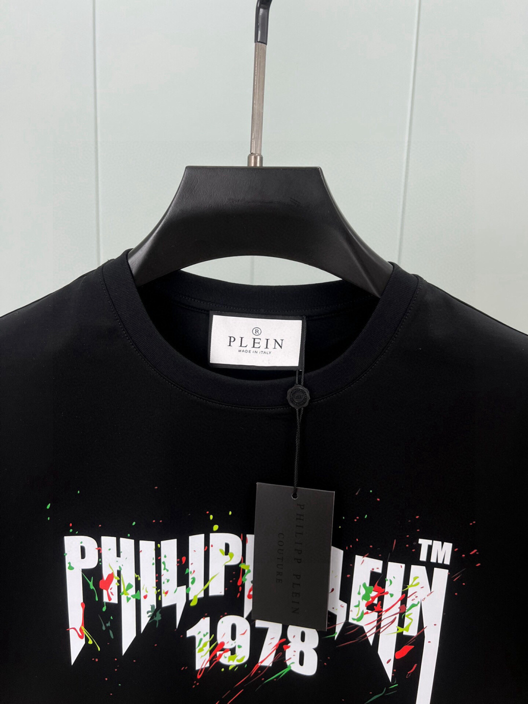 PHILIPP PLEIN 25春夏新品数码印花徽标短袖圆领T恤，采用定制80支双股丝光棉面料；黑色 白