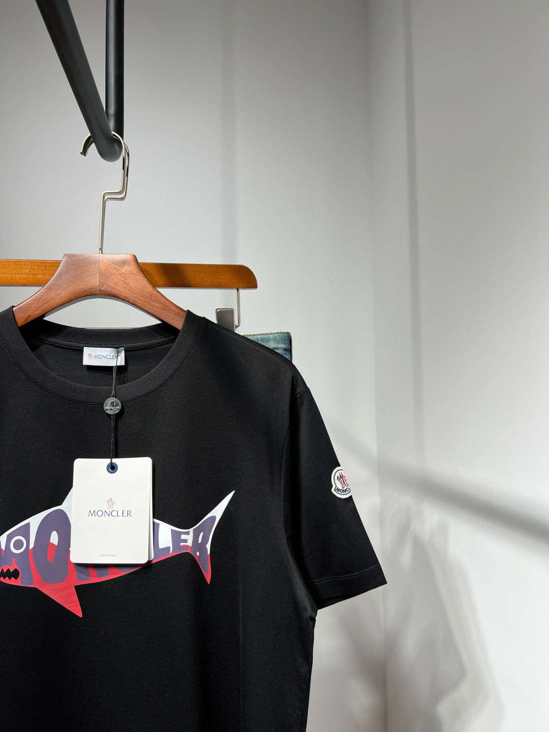 【春夏新款】这条鱼🐟~~~新款来袭，代购级别牛货 MON ~25春夏卡通可爱短袖系列.高级成衣👔外贸公司