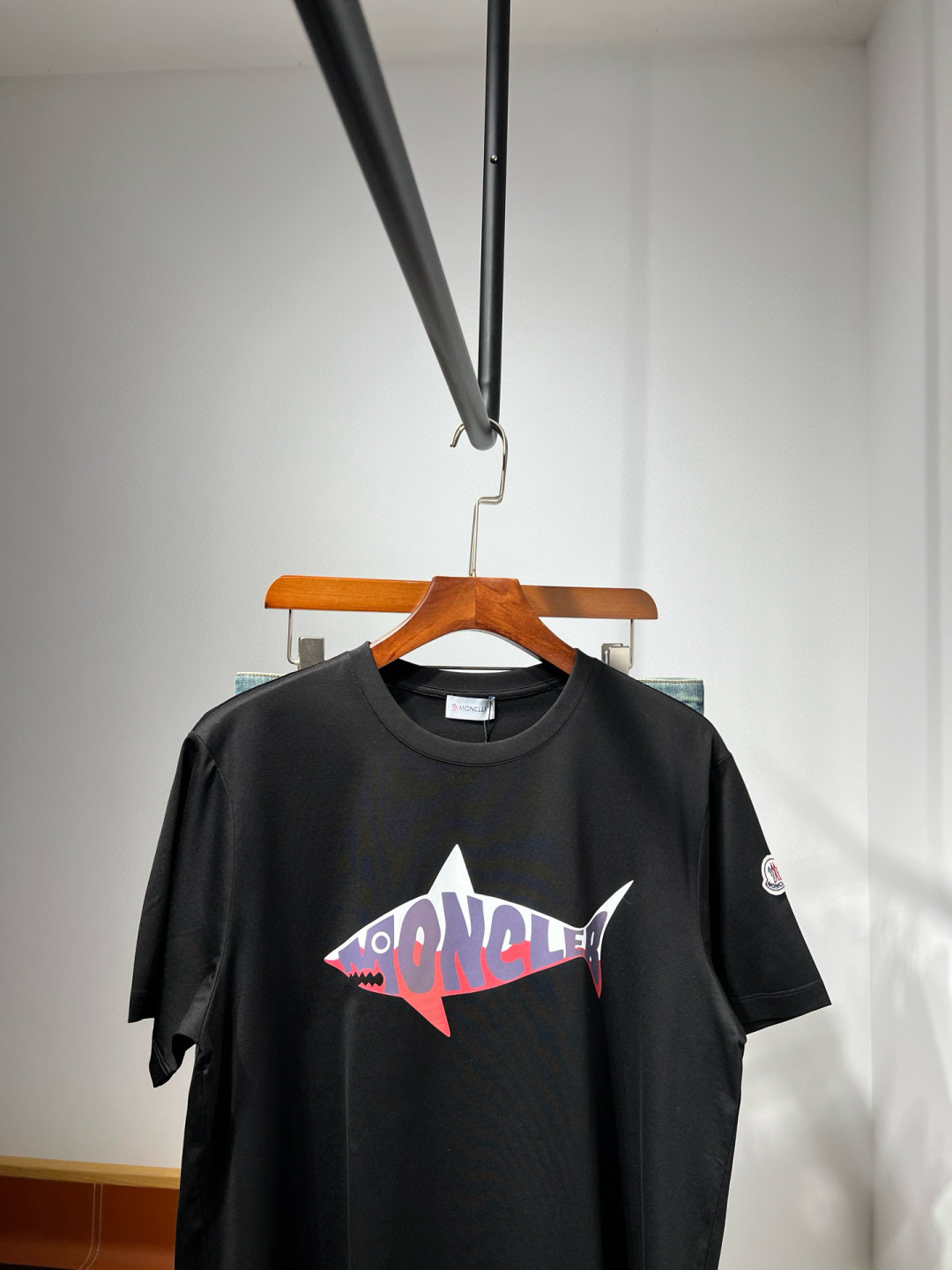 【春夏新款】这条鱼🐟~~~新款来袭，代购级别牛货 MON ~25春夏卡通可爱短袖系列.高级成衣👔外贸公司