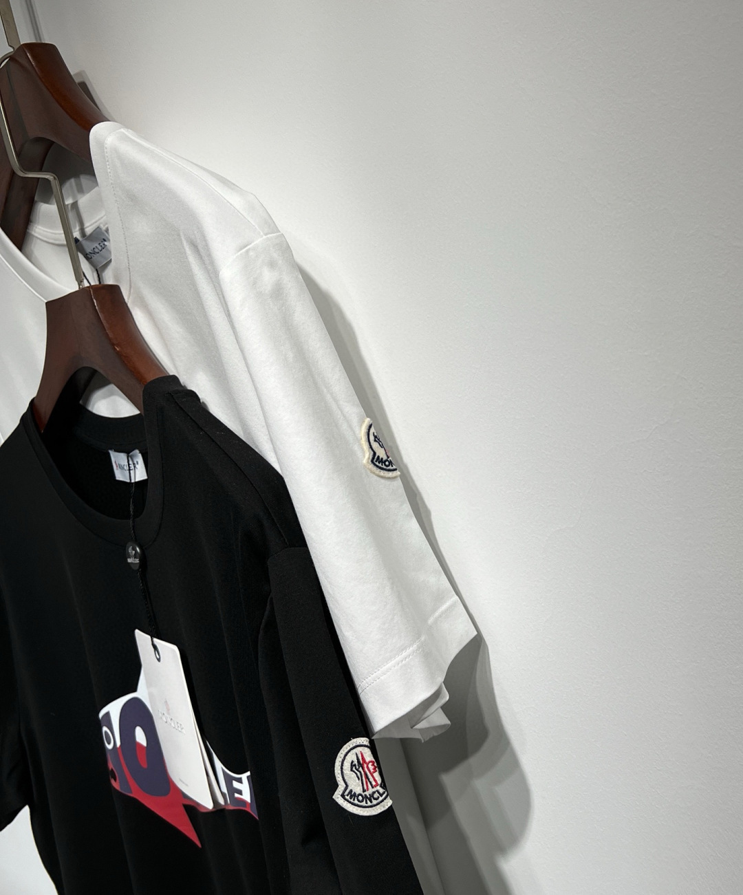 【春夏新款】这条鱼🐟~~~新款来袭，代购级别牛货 MON ~25春夏卡通可爱短袖系列.高级成衣👔外贸公司