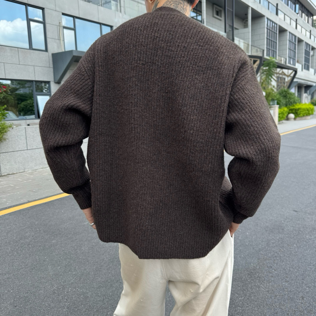 Acne Studios🌟秋冬新款开衫毛衣长袖🆕采用优质面料，超级柔软亲肤！内里走线工整细致，高端百搭款