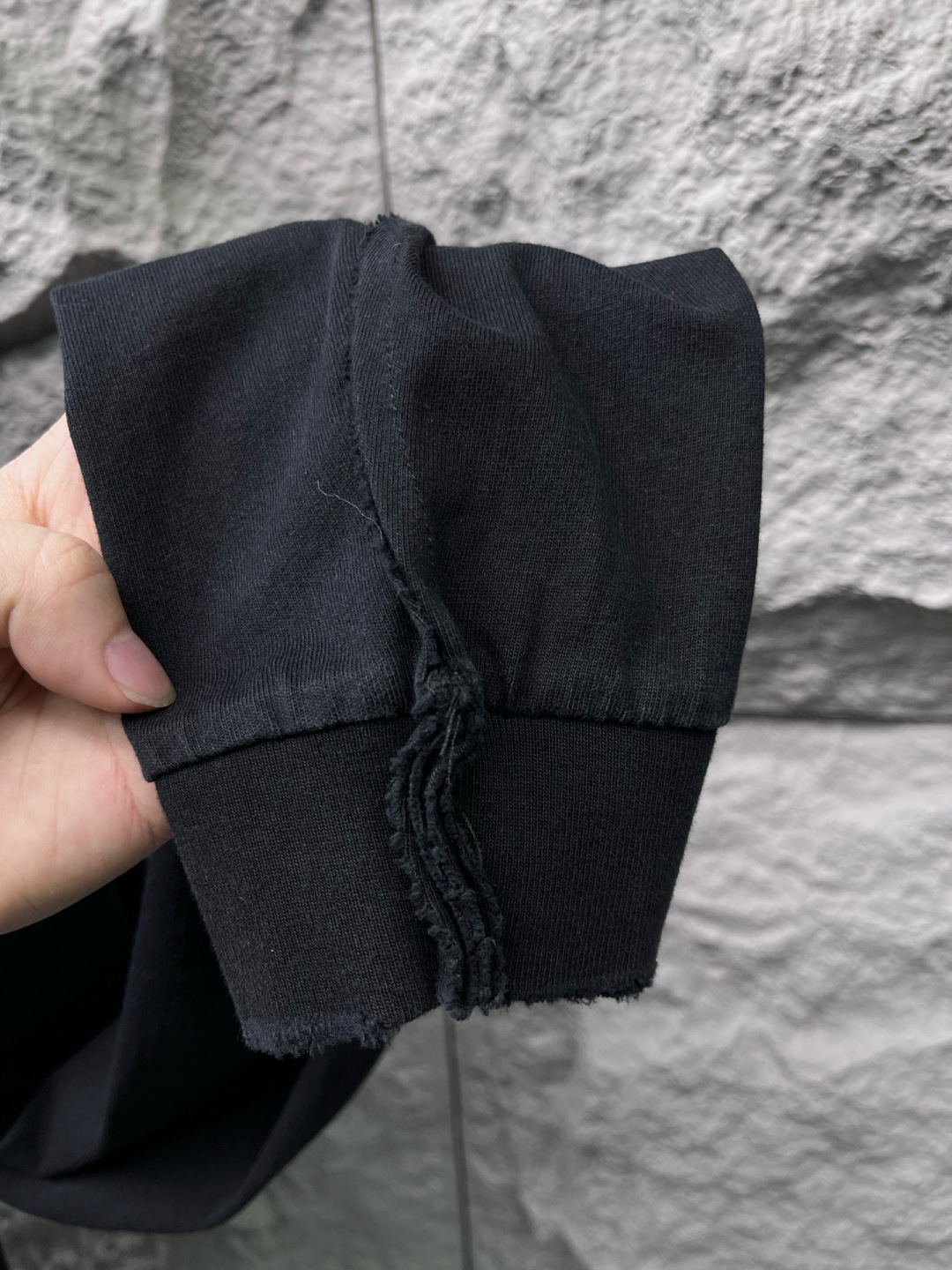 大王🔥🔥秋季新款长袖，采用优质棉质水洗面料，渐变工艺超级好看，超级舒适透气，面料极好亲肤舒适轻薄。字母采