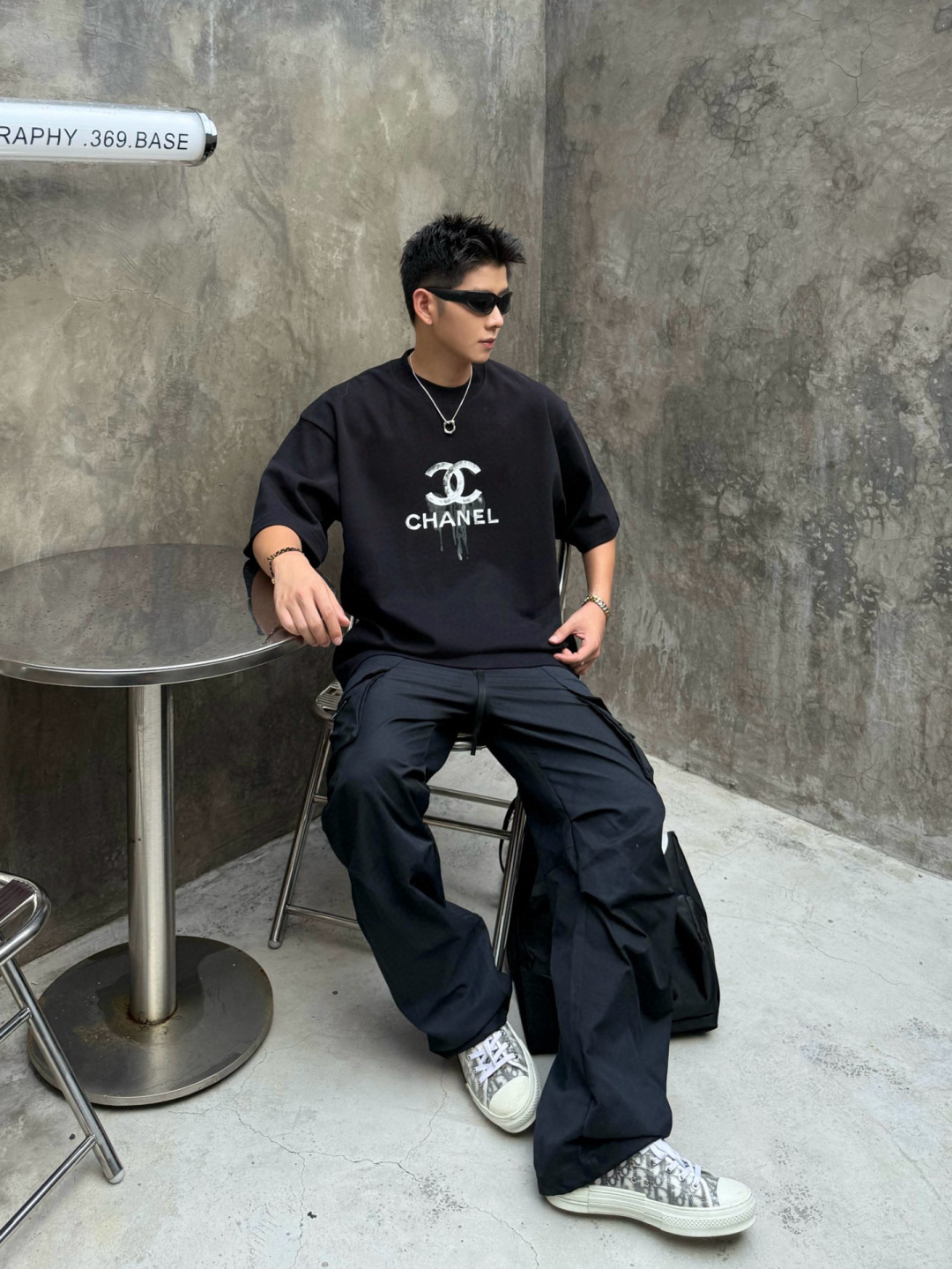 新款秋冬高克重T恤🆕颜色：黑，白码数：S-XL款号：812