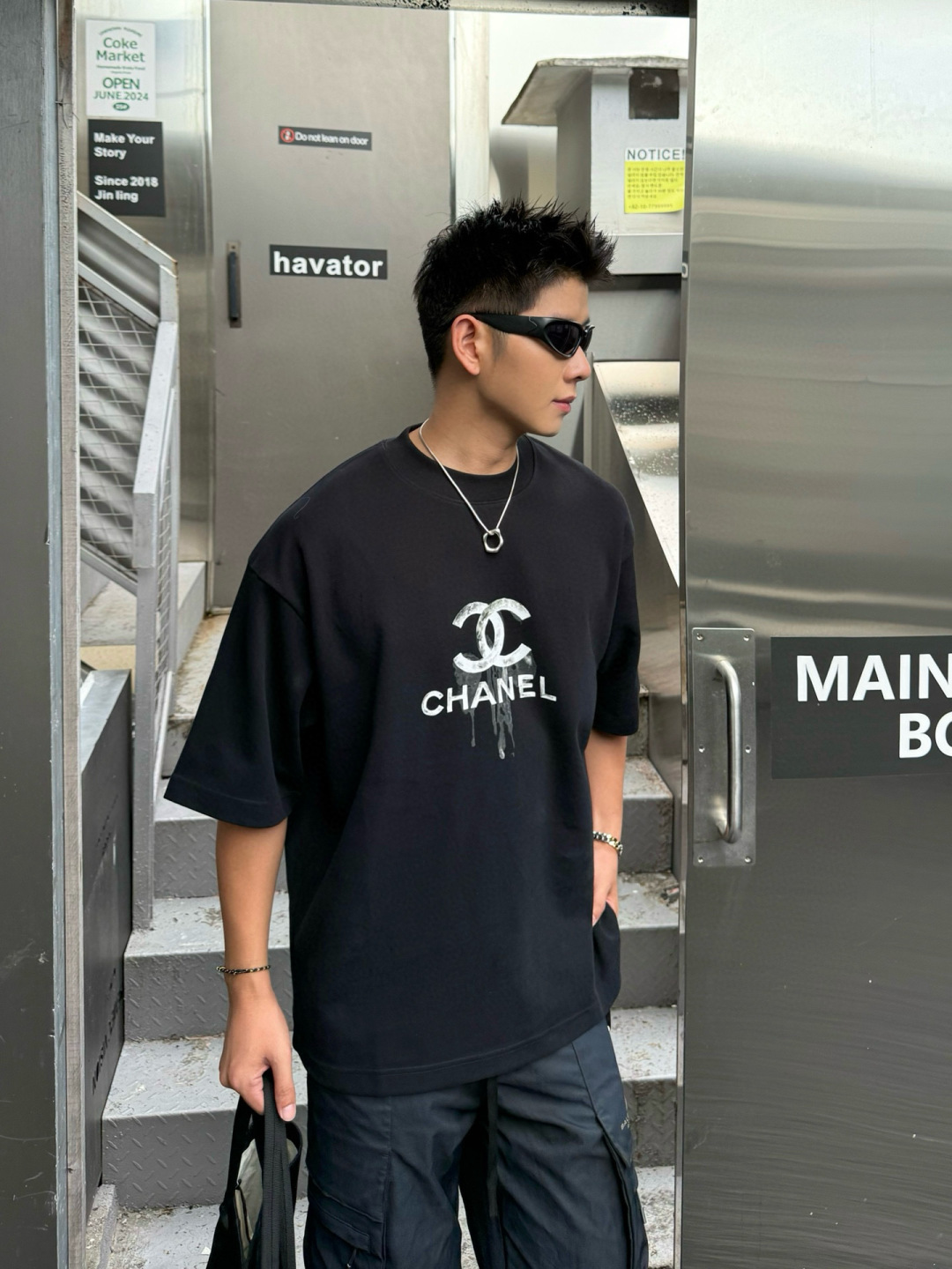 新款秋冬高克重T恤🆕颜色：黑，白码数：S-XL款号：812