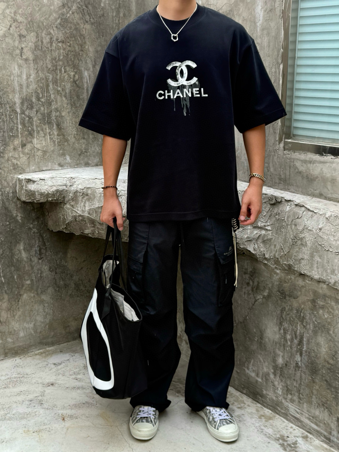 新款秋冬高克重T恤🆕颜色：黑，白码数：S-XL款号：812