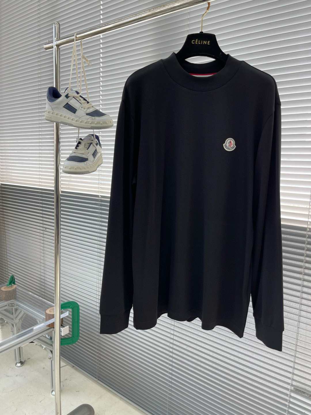 mon 2025秋冬打底系列尺码: M-5XL版型：长袖打底T克重：245克重成份：莫代尔双面面料 工艺