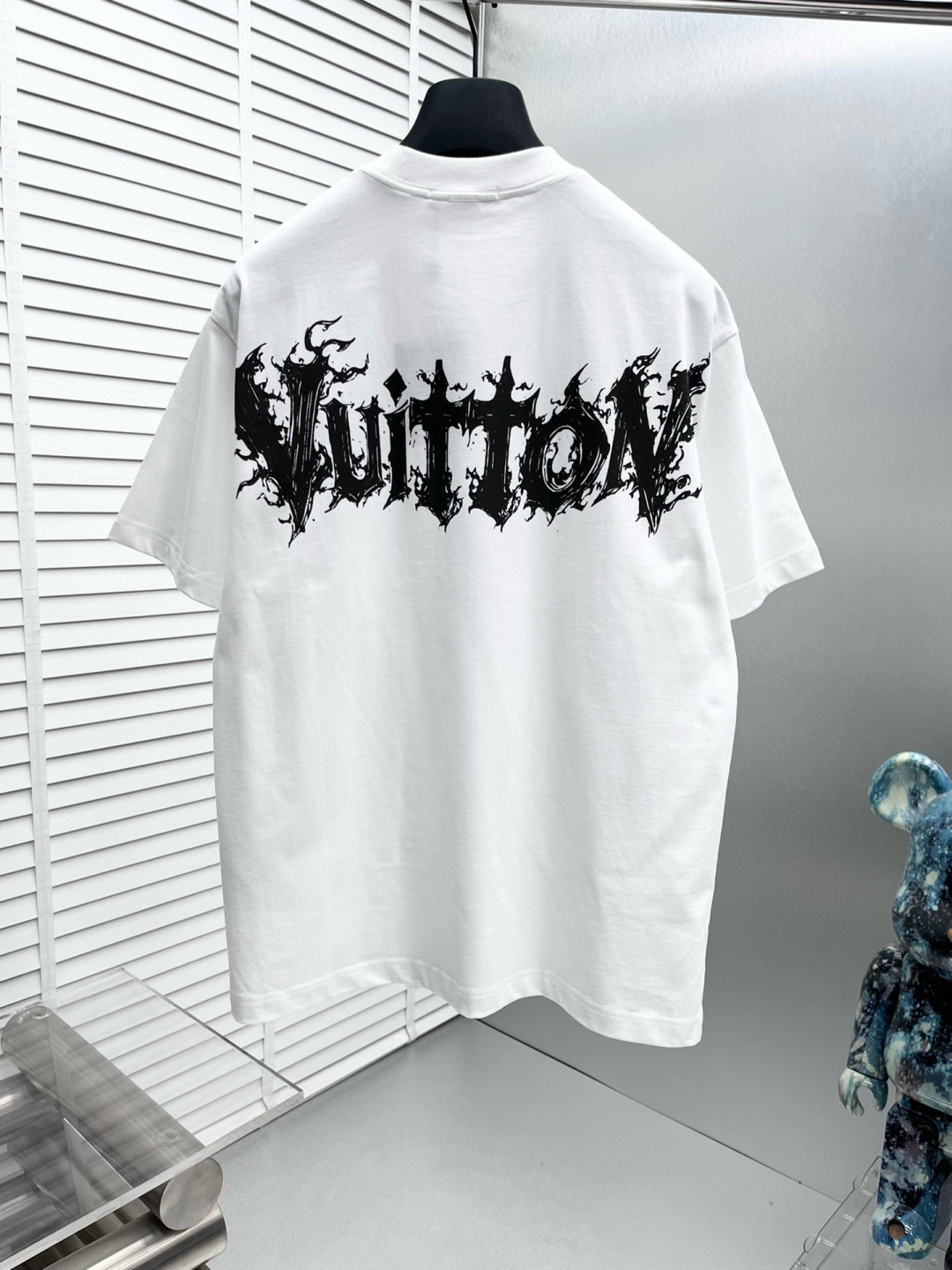 1v* 25ss新款短袖，定制280克全棉面料，前幅印花logo，非常简约大气的一款 无论是上身舒适度都