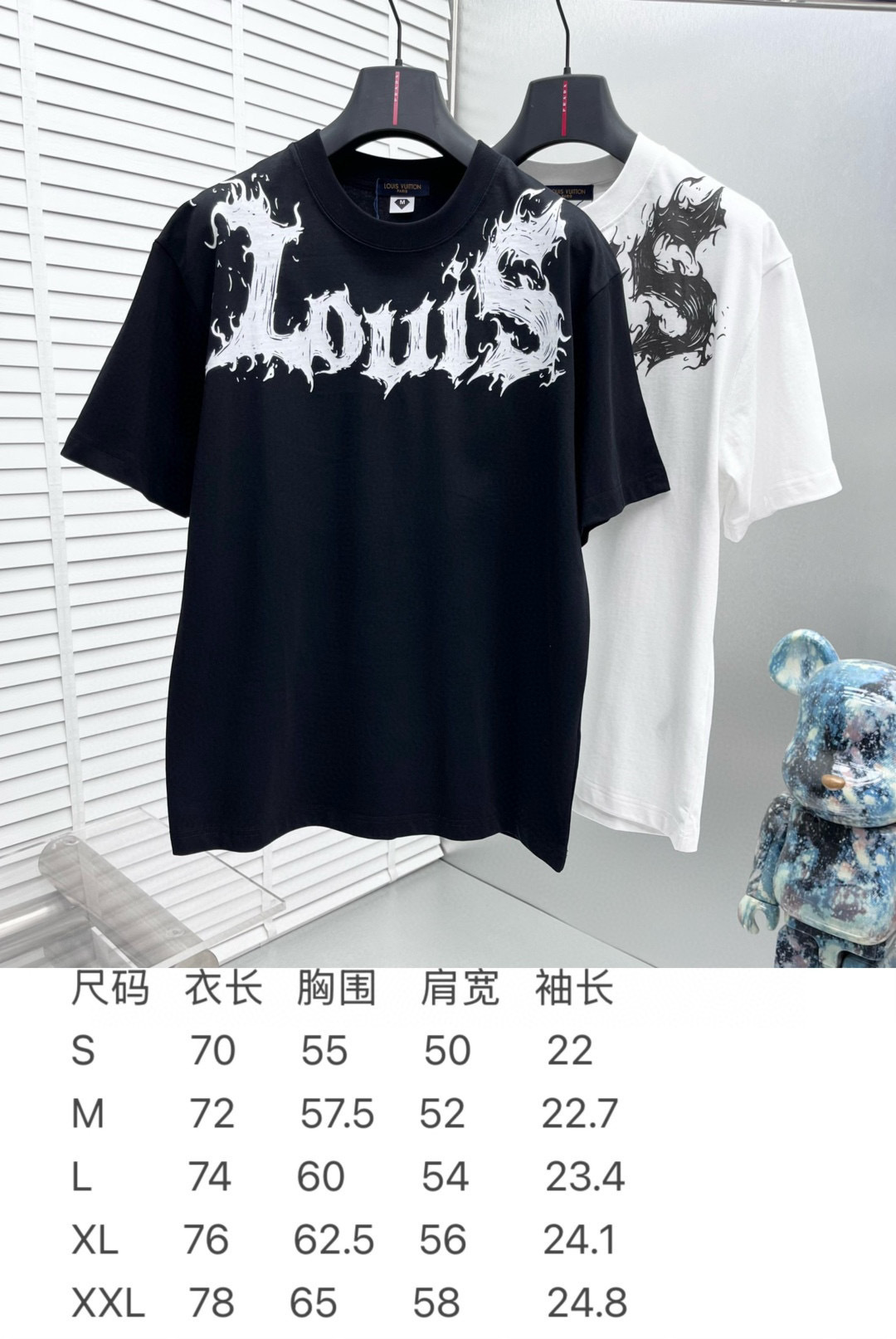 1v* 25ss新款短袖，定制280克全棉面料，前幅印花logo，非常简约大气的一款 无论是上身舒适度都