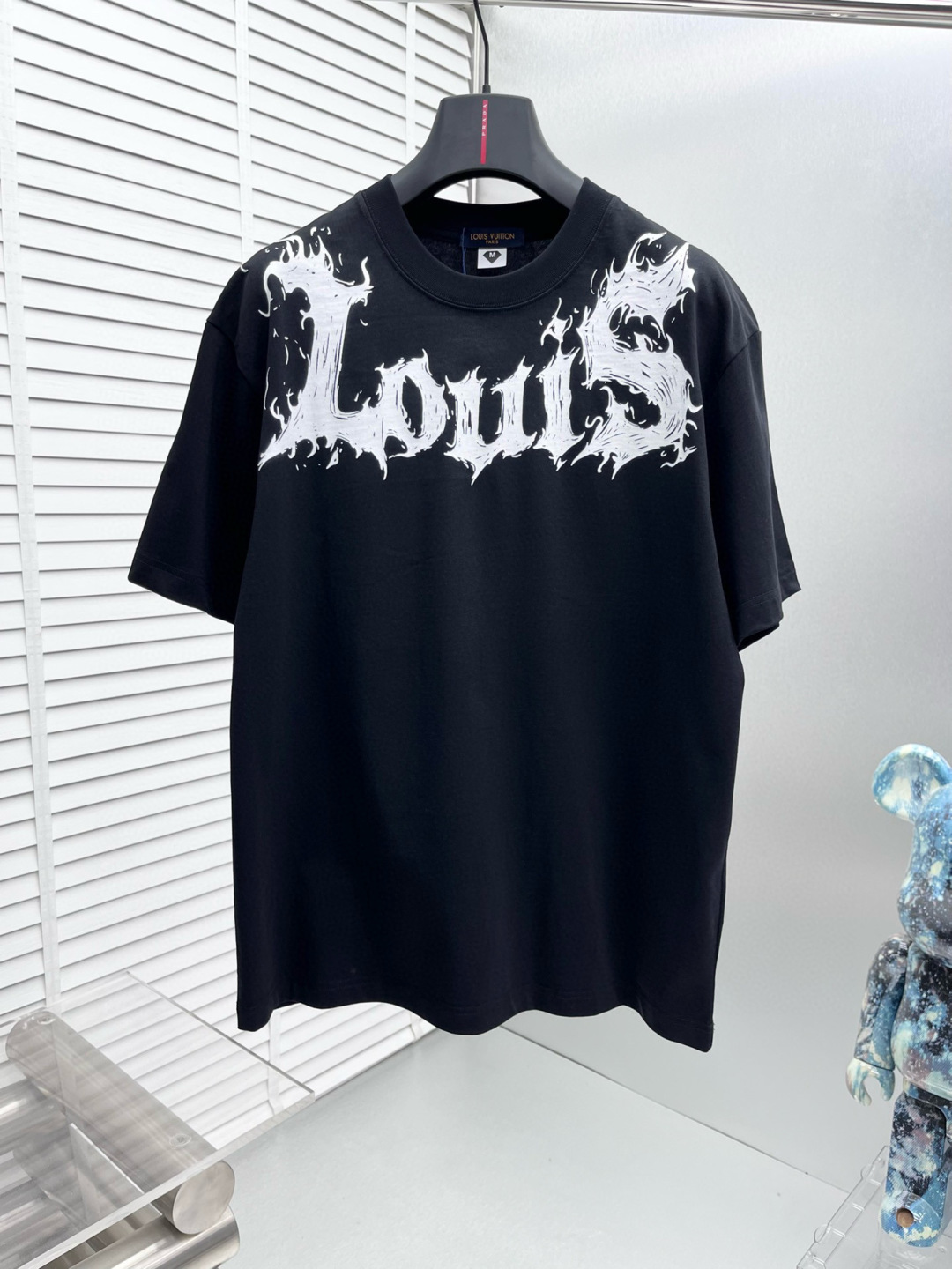 1v* 25ss新款短袖，定制280克全棉面料，前幅印花logo，非常简约大气的一款 无论是上身舒适度都