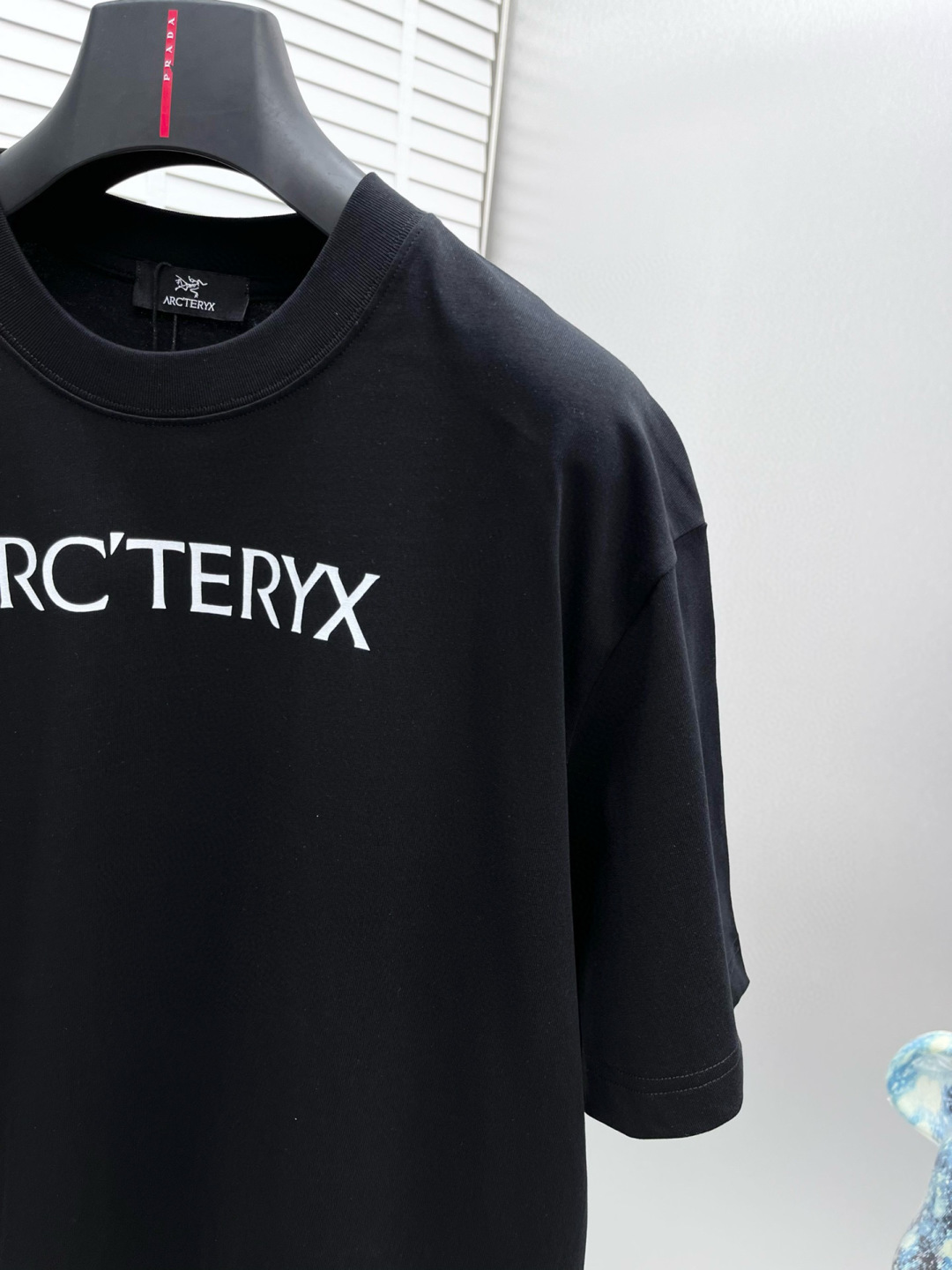 ARC*始祖鸟 25ss新款短袖，定制280克全棉面料，前幅印花logo，非常简约大气的一款 无论是上身