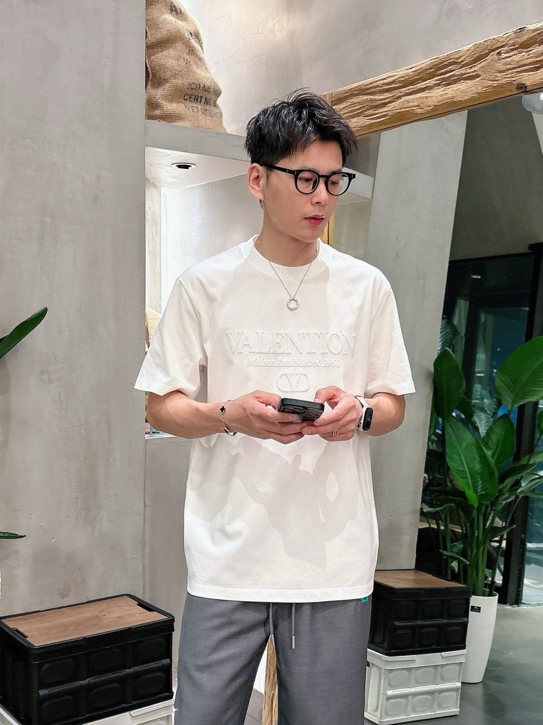 华伦短袖系列季度：2025春夏颜色：黑色 白色 尺码: m-5xL版型：微阔版型克重：160克重 成份：