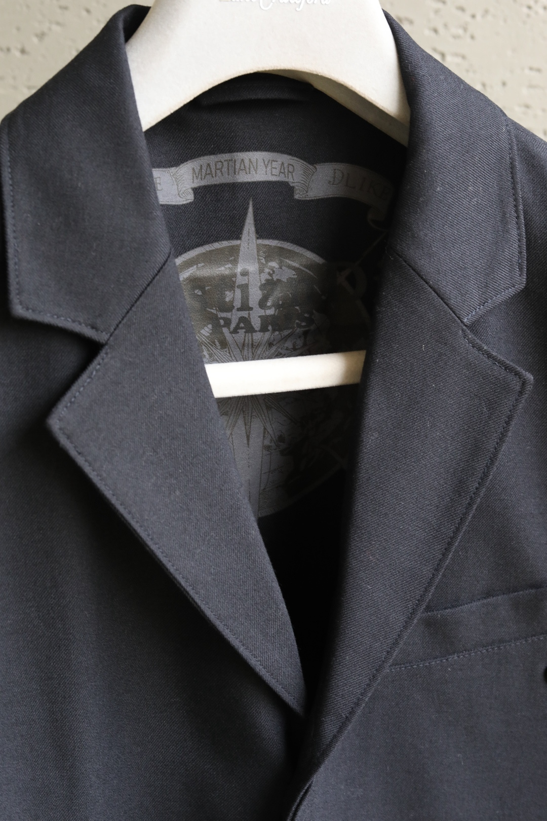 粗肌理CD西装外套2025 秋冬最新款上架Christ*an D*** 2025秋冬系列新品精选混纺纤维