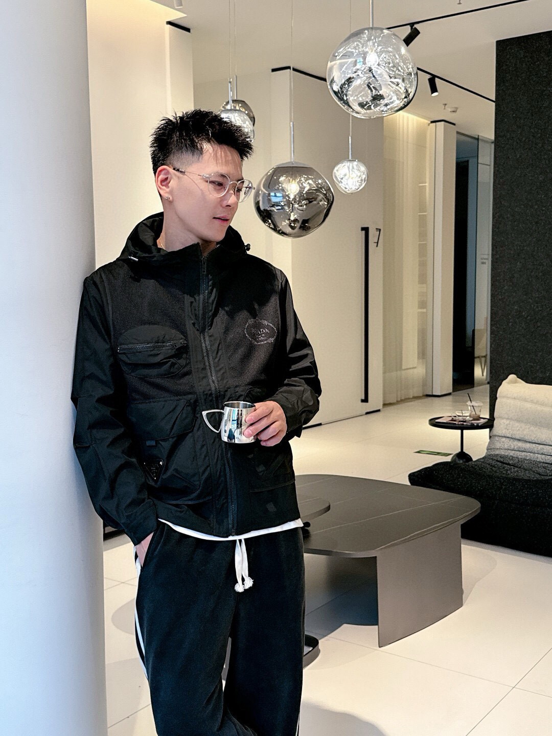 普拉达 官网同款，提前发售！新款男士夹克外套，原单三标齐全高端版本！带隐藏帽，专柜定制面料 透气舒适度高