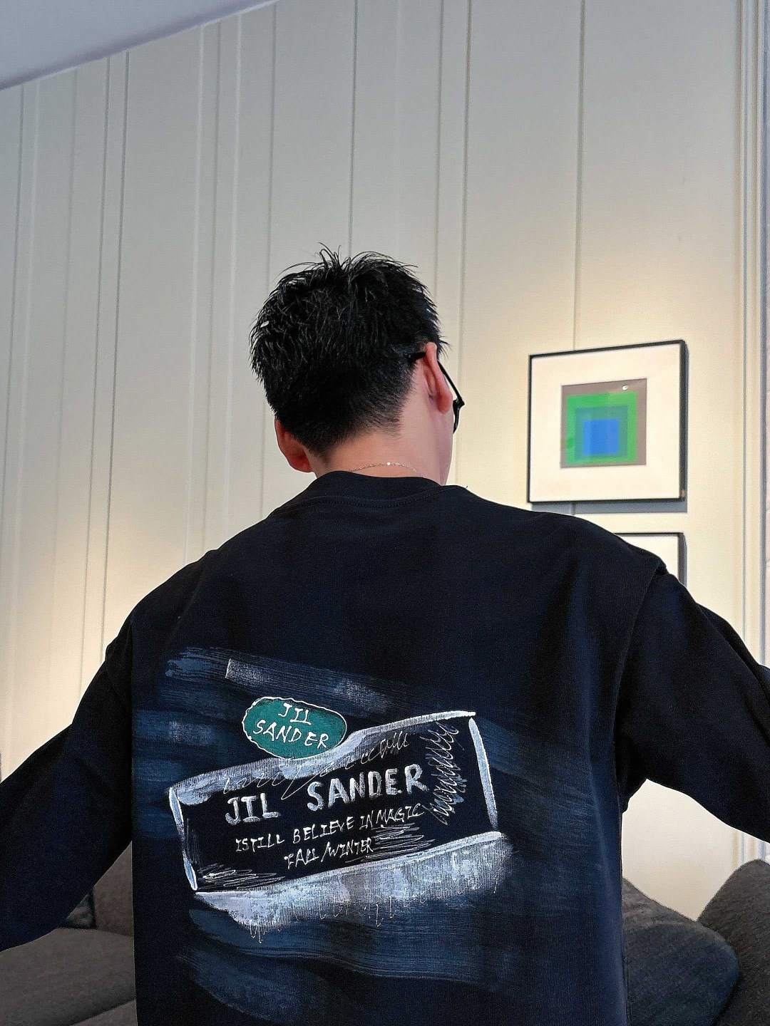 25新款长袖阔版T恤颜色：黑，白尺码：S-XL