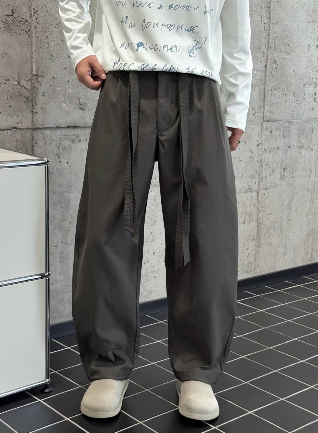 马吉拉新款秋冬裤子🆕颜色：黑，杏，绿码数：M-3XL款号：5203