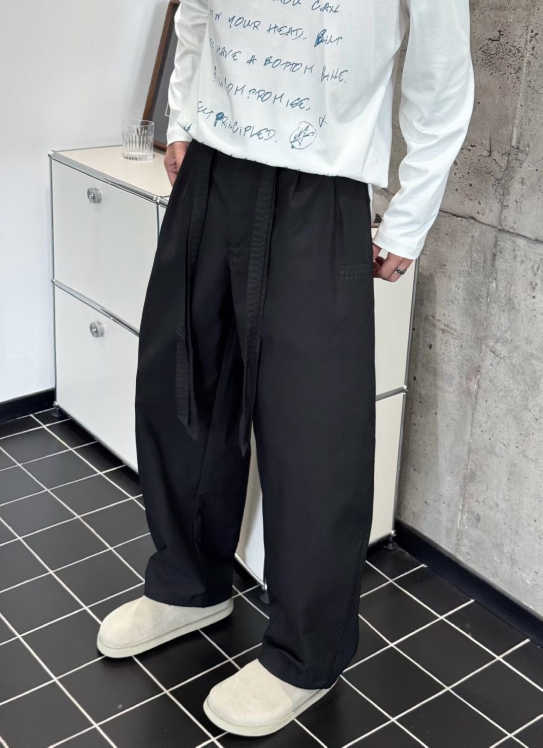 马吉拉新款秋冬裤子🆕颜色：黑，杏，绿码数：M-3XL款号：5203