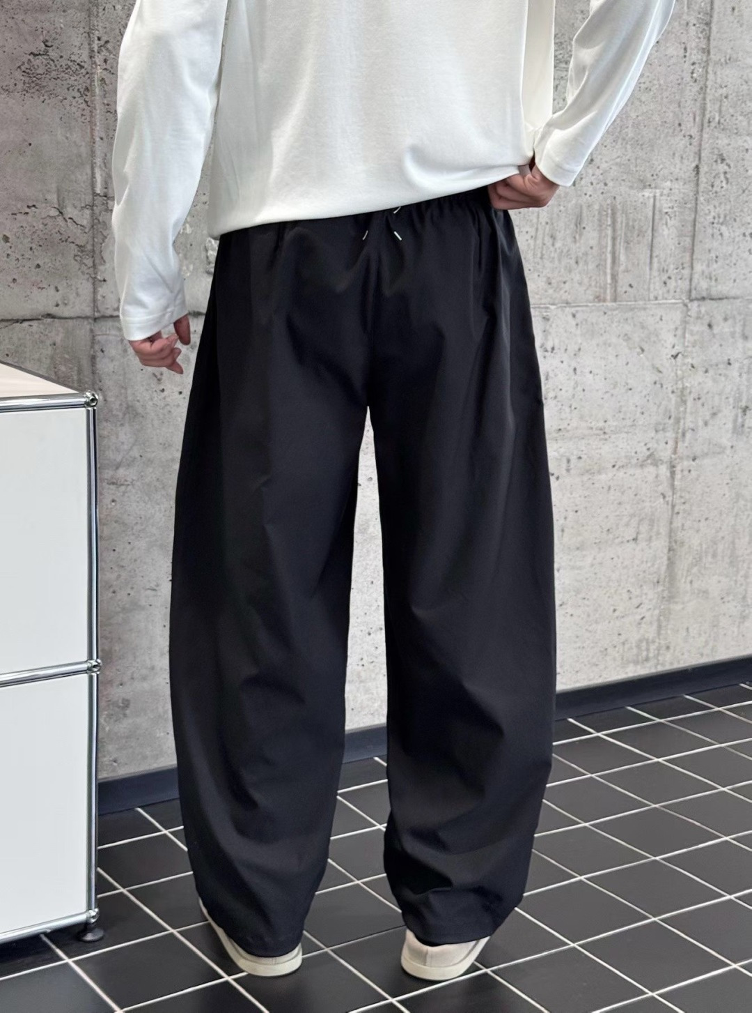 马吉拉新款秋冬裤子🆕颜色：黑，杏，绿码数：M-3XL款号：5203