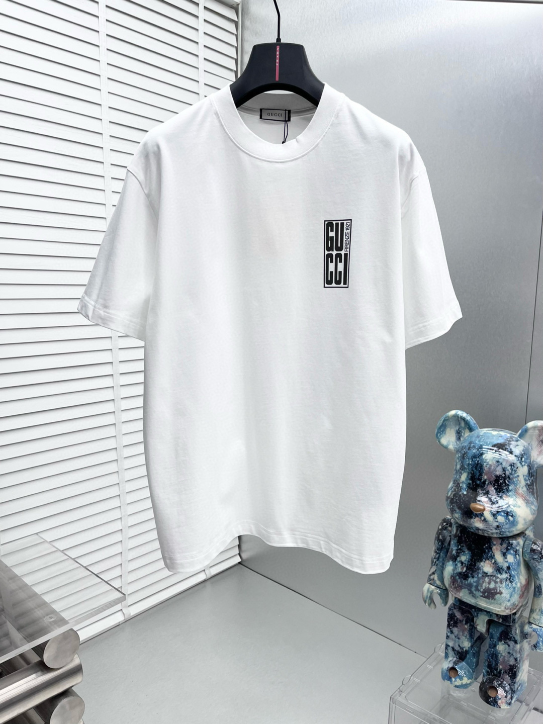 Gucc* 25ss新款短袖，定制280克全棉面料，前幅印花logo，非常简约大气的一款 无论是上身舒适