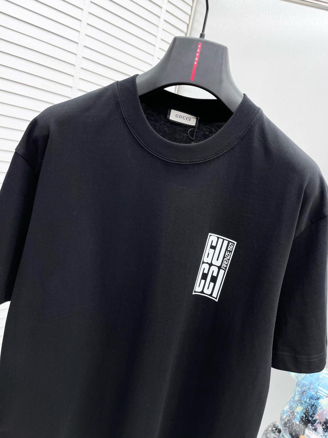 Gucc* 25ss新款短袖，定制280克全棉面料，前幅印花logo，非常简约大气的一款 无论是上身舒适