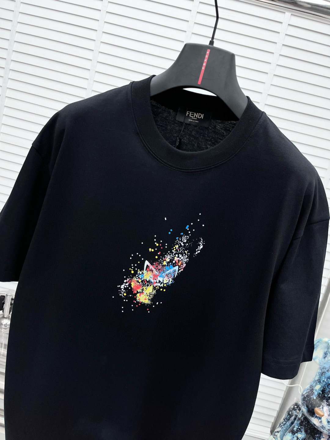 Fend* 25ss新款短袖，定制280克全棉面料，前幅印花logo，非常简约大气的一款 无论是上身舒适