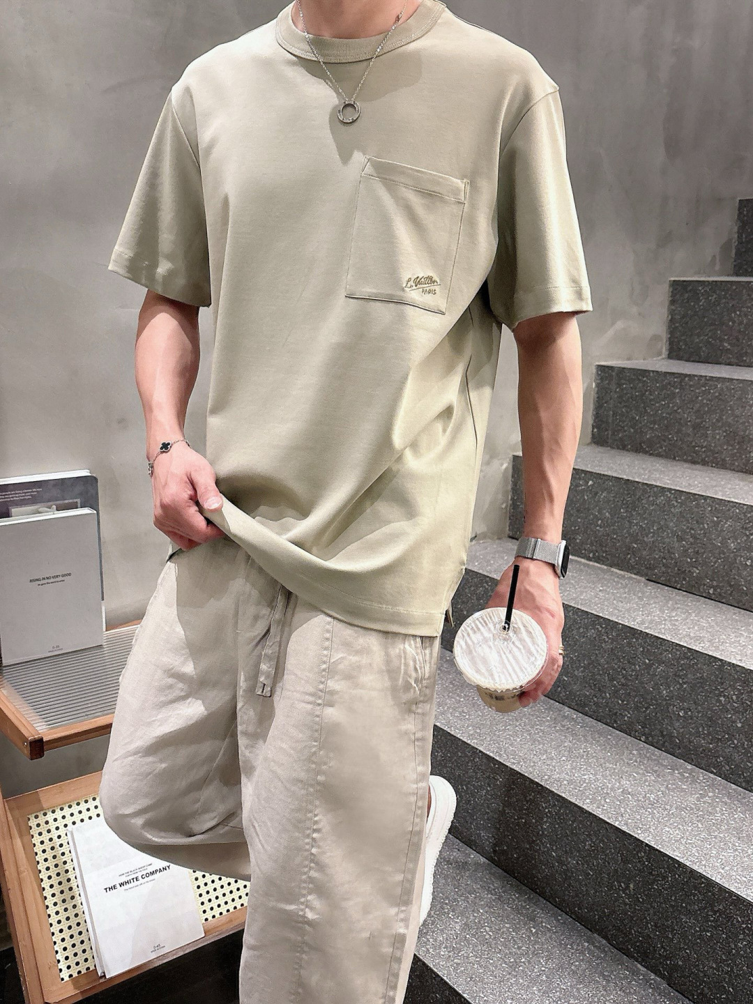 2025年 春夏系列🔥🔥H8058🔥🔥1.颜色：黑色 白色 灰色 豆绿 蓝色2.尺码：M-5XL3.版型