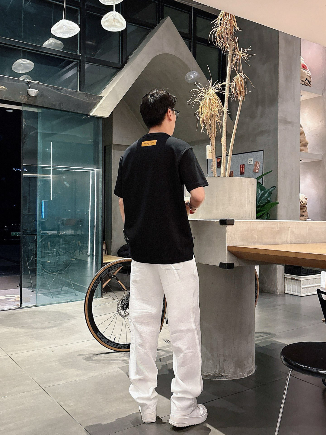 2025年 春夏系列🔥🔥H8058🔥🔥1.颜色：黑色 白色 灰色 豆绿 蓝色2.尺码：M-5XL3.版型