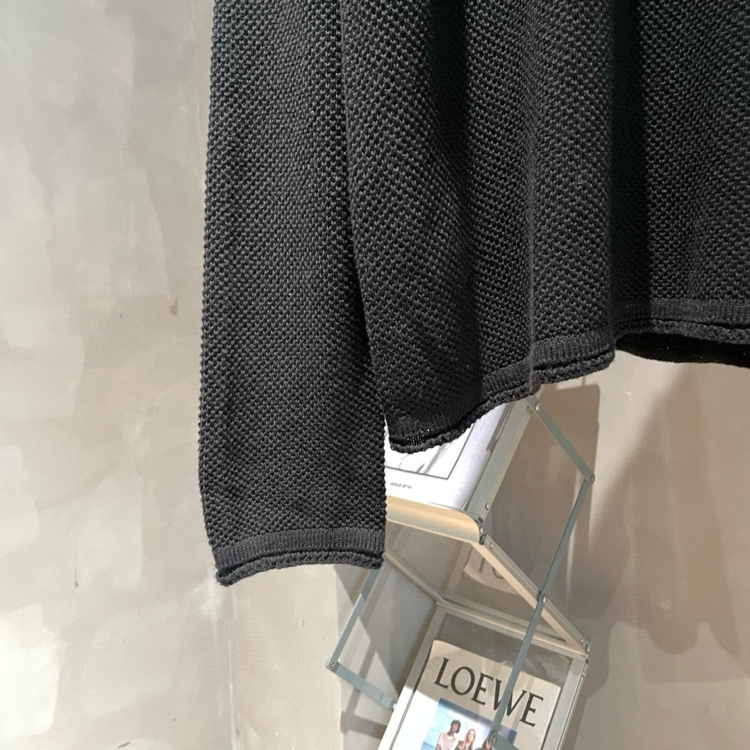 MARNI🌟新款秋季休闲长袖🆕采用优质面料，手感细腻，极致柔软触感，超级时尚洋气！码数：S-XL 男女同